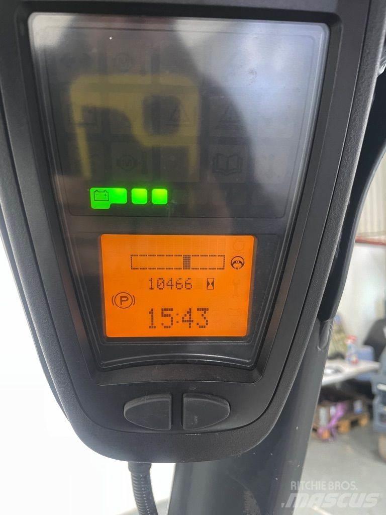 Linde E16L-386-EVO Chariots élévateurs électriques