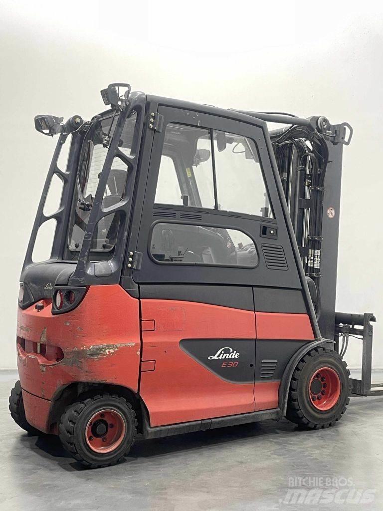 Linde E30-387 Chariots élévateurs électriques