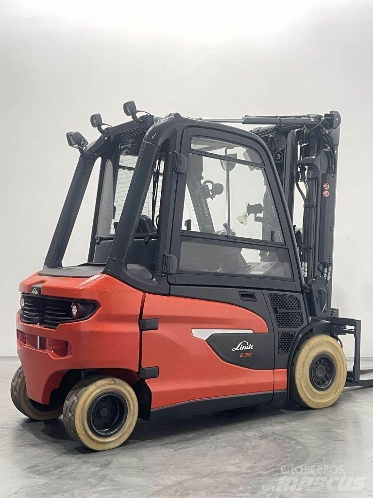 Linde E30L-01-1252 Chariots élévateurs électriques