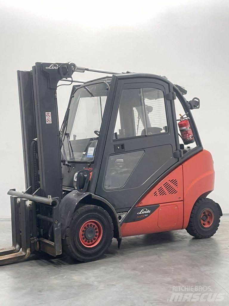 Linde H25D-02/600-393 Chariots diesel