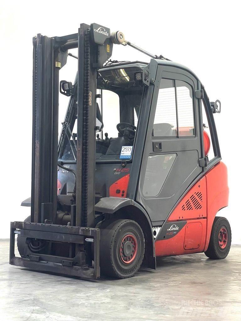 Linde H25T-392-EVO Chariots GPL