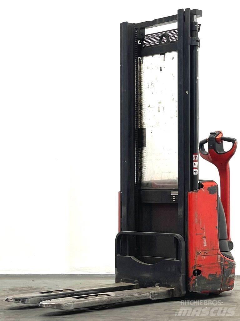Linde L10-1172 Gerbeur accompagnant