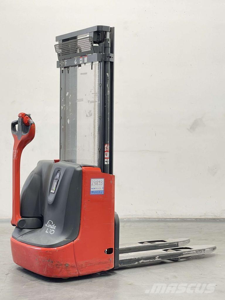 Linde L10-1172 Gerbeur accompagnant