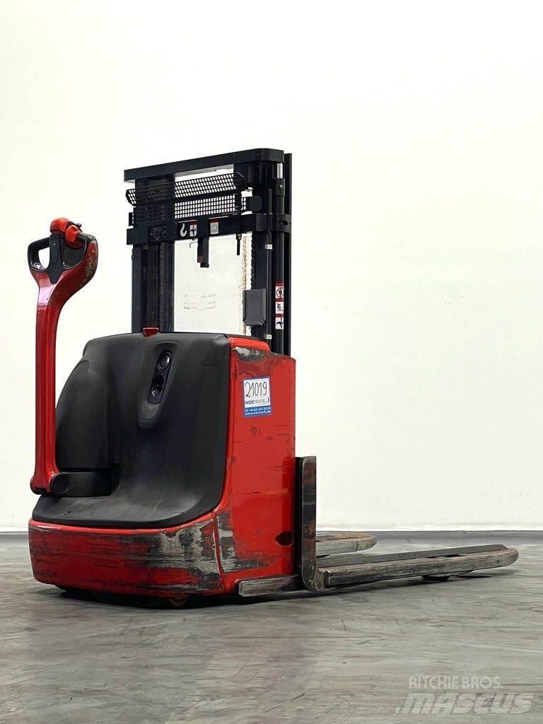 Linde L12-1172 Gerbeur accompagnant