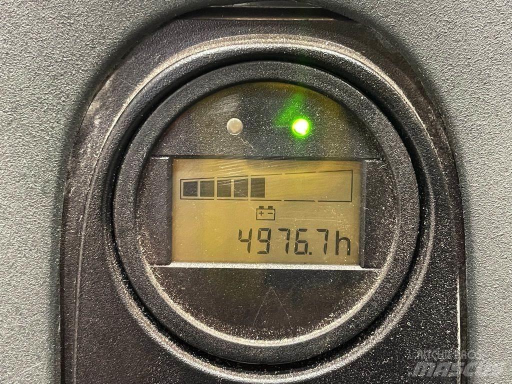 Linde L12-1172 Gerbeur accompagnant