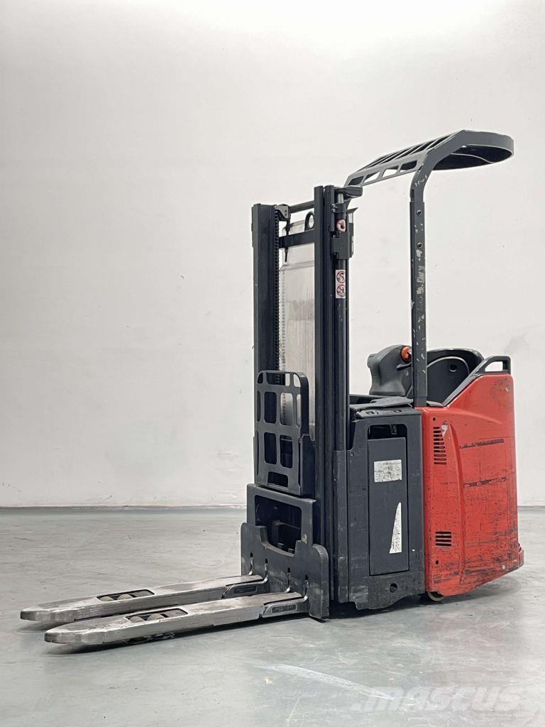 Linde L14SP-133 Gerbeur accompagnant