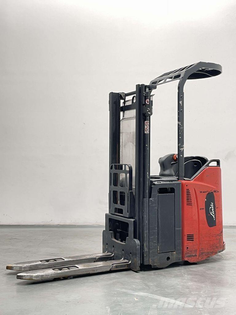 Linde L14SP-133 Gerbeur accompagnant
