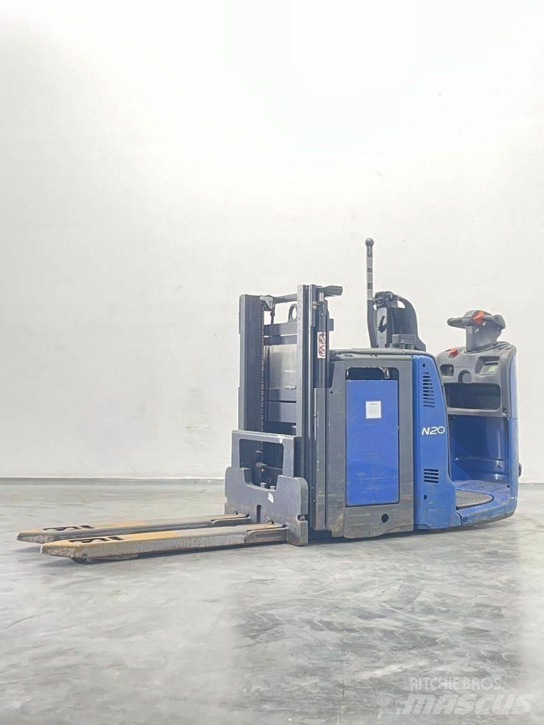 Linde N20LI-132 Préparateur de commande haute levée