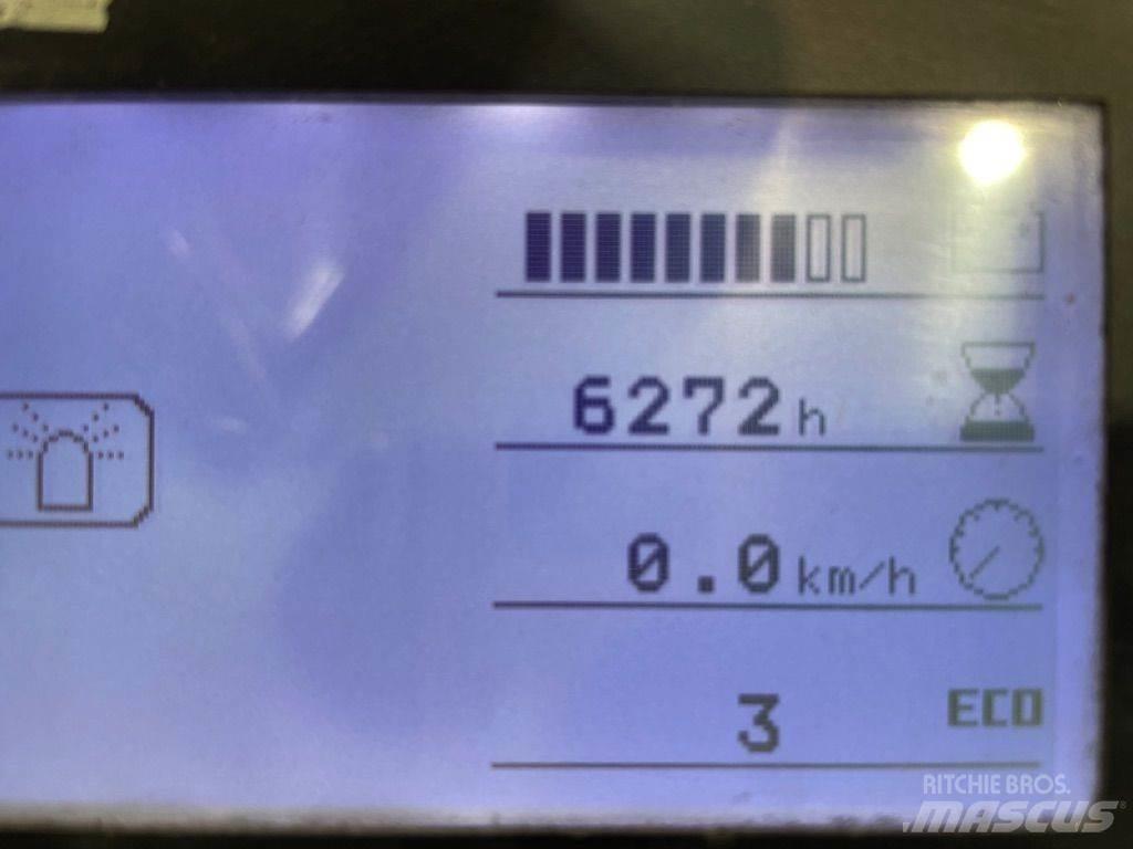 Linde P80-1191 Chariot remorqueur