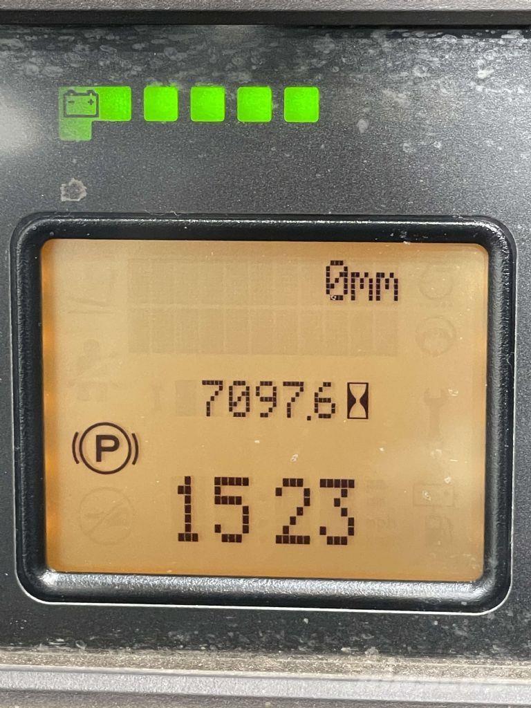 Linde R16-1120 Chariot à mât rétractable