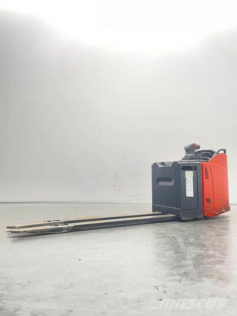 Linde T25SP-131 Transpalette accompagnant