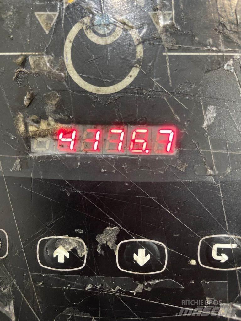 Linde V10-5212 Préparateur de commande au sol