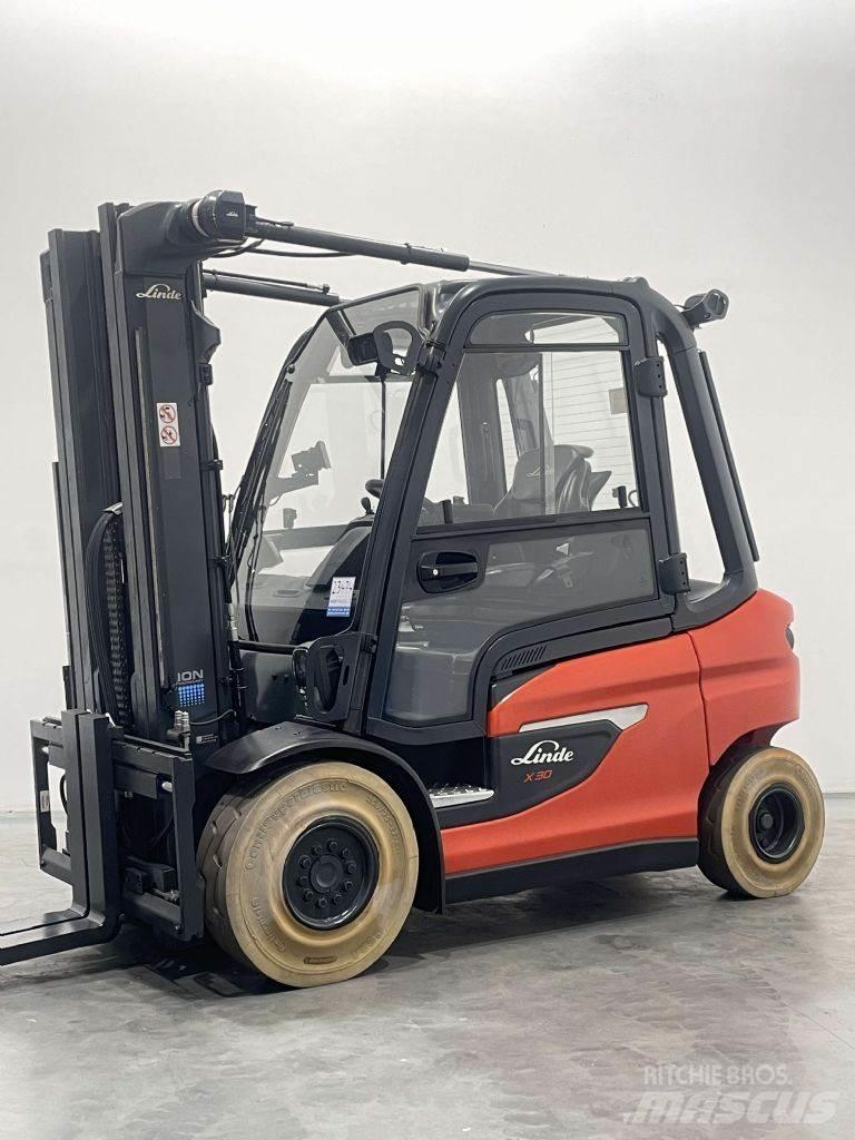 Linde X30-1252-Li-Ion Chariots élévateurs électriques