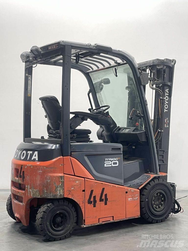 Toyota 8FBMKT20 Chariots élévateurs électriques