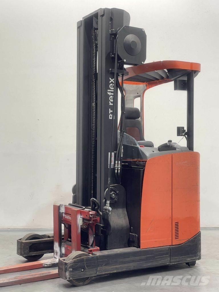 Toyota BT RRE160E Chariot à mât rétractable