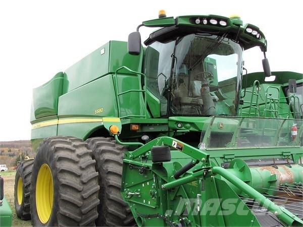 John Deere S680 Moissonneuse batteuse