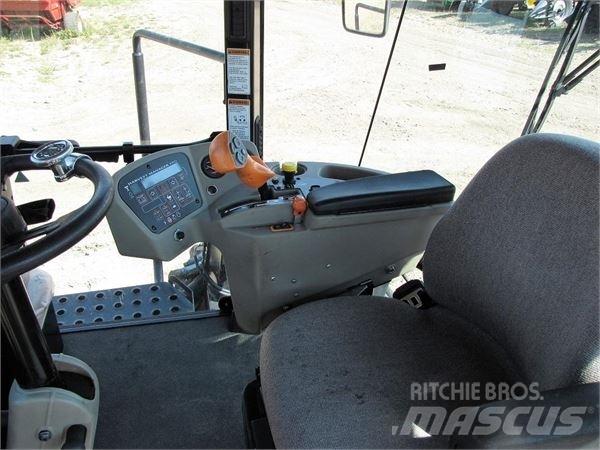 MacDon M150 Faucheuse andaineuse automotrice