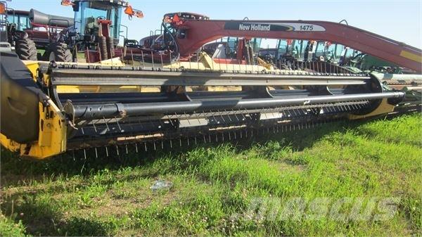 New Holland 1475 Faucheuse-conditionneuse