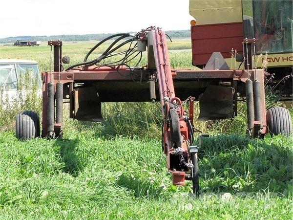 New Holland 1475 Faucheuse-conditionneuse