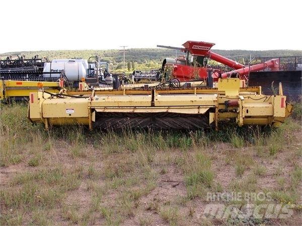 New Holland 2216 Faucheuse-conditionneuse