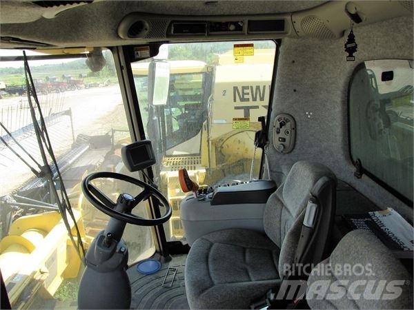 New Holland CX860 Moissonneuse batteuse