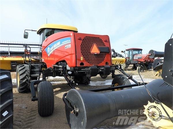 New Holland SR200 Faucheuse andaineuse automotrice