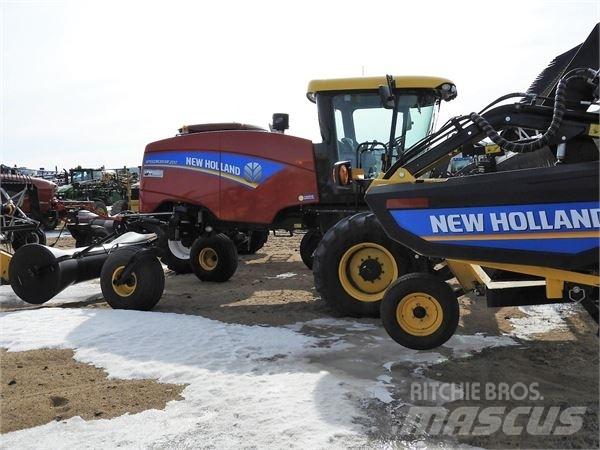 New Holland SR200 Faucheuse andaineuse automotrice