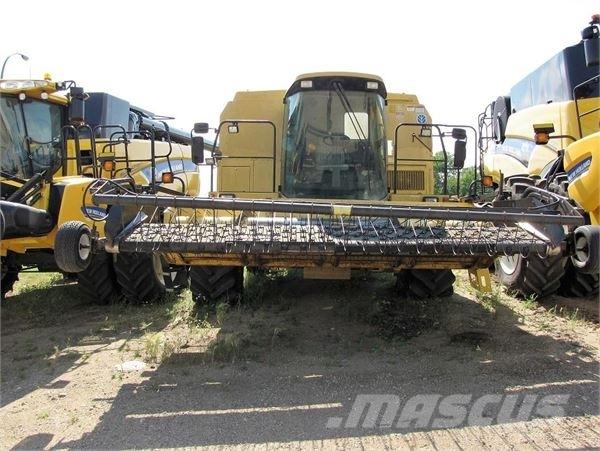 New Holland TX66 Moissonneuse batteuse