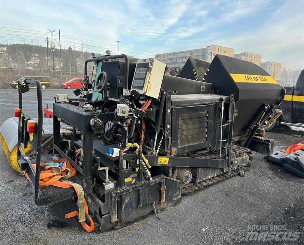 CAT AP255 Paver Finisseur