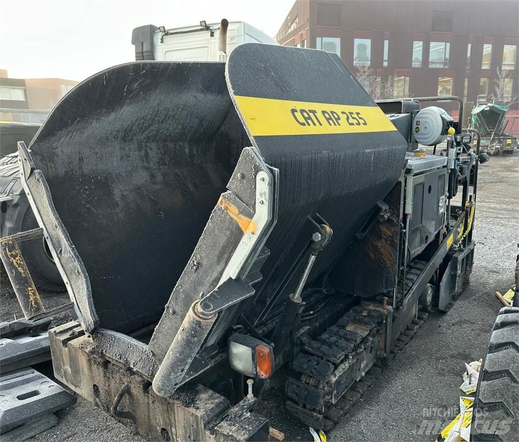 CAT AP255 Paver Finisseur