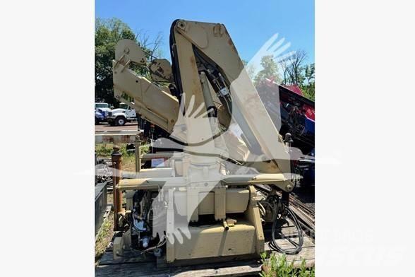 Hiab 8108-2 Grue forestière