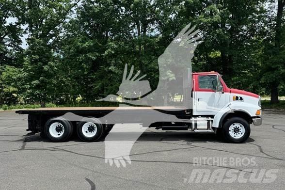Sterling LT9513 Camion plateau