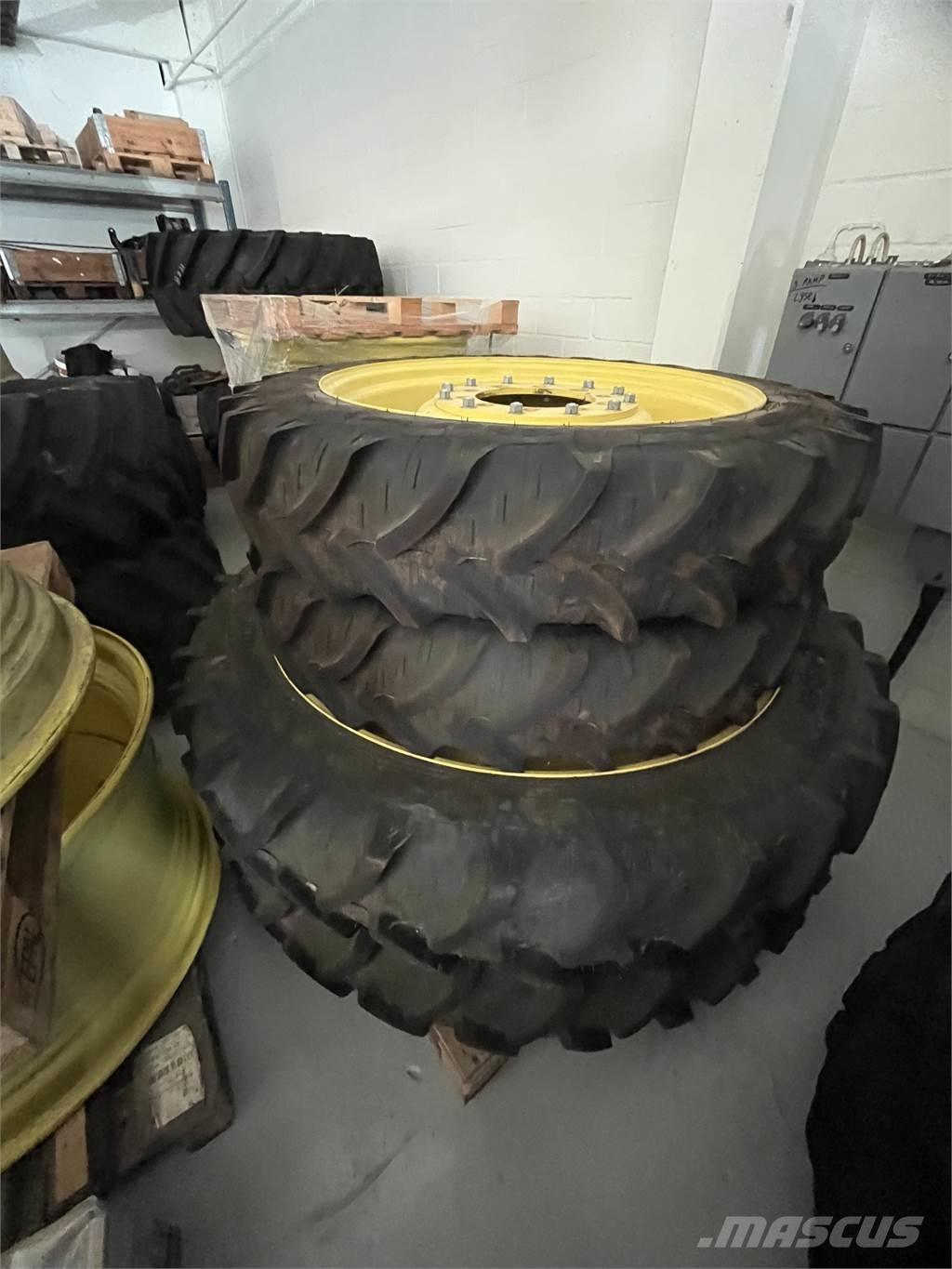  300/95X52 270/95X36 Pneus, roues et jantes