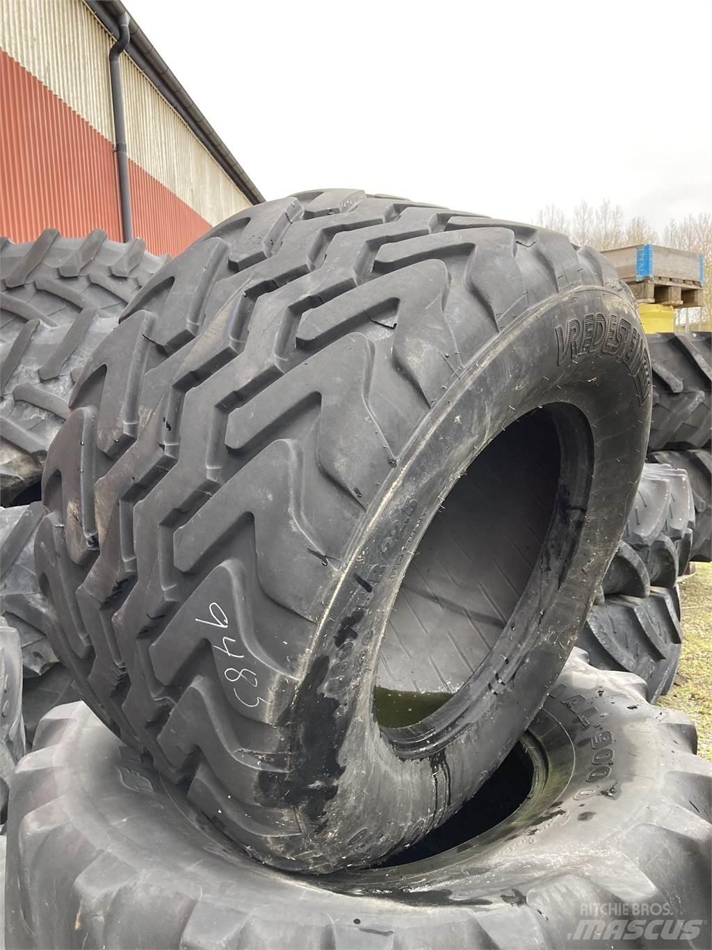  560/45X22,5 Pneus, roues et jantes