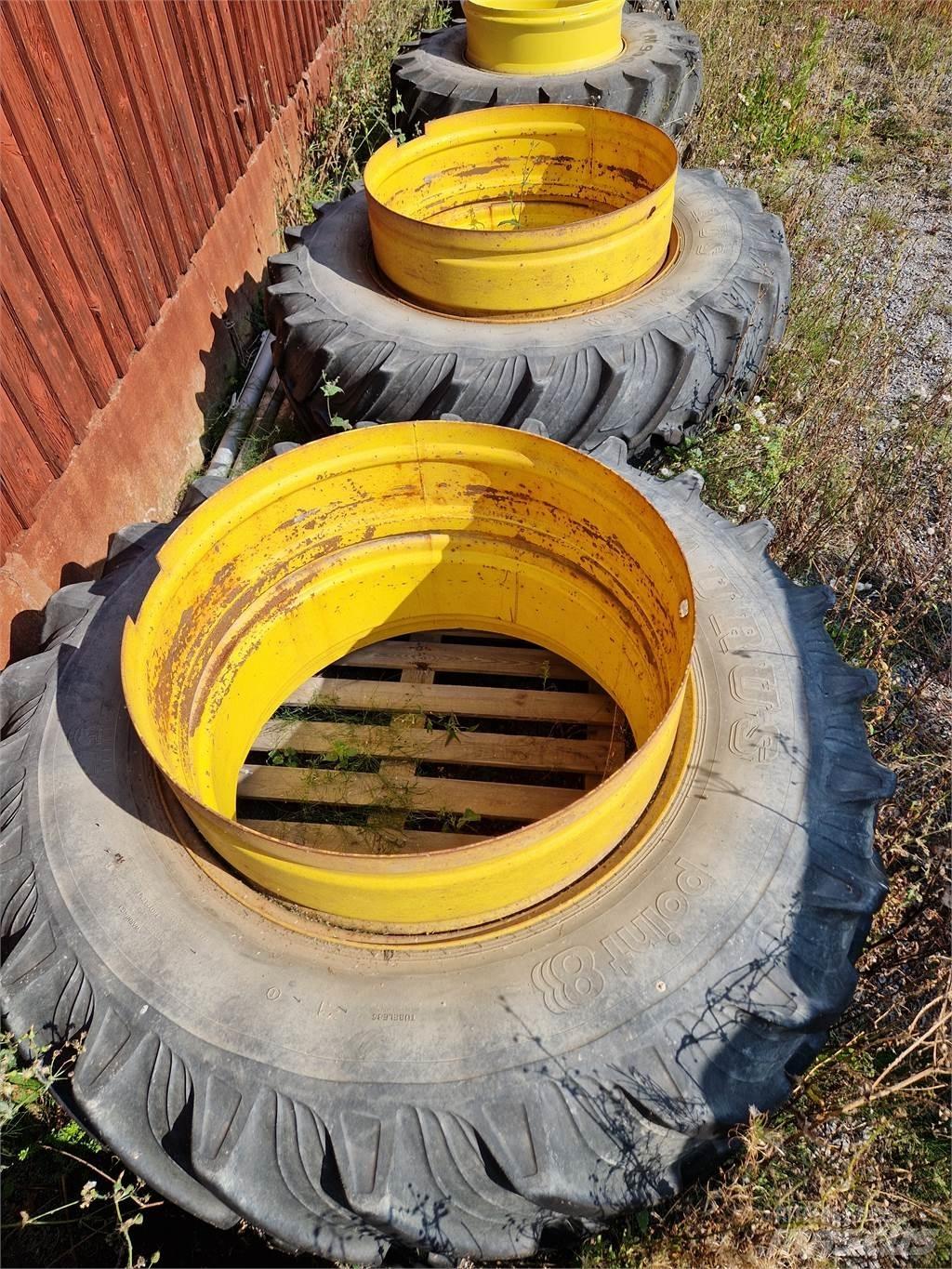  650/65x42, 540/65x30 Pneus, roues et jantes