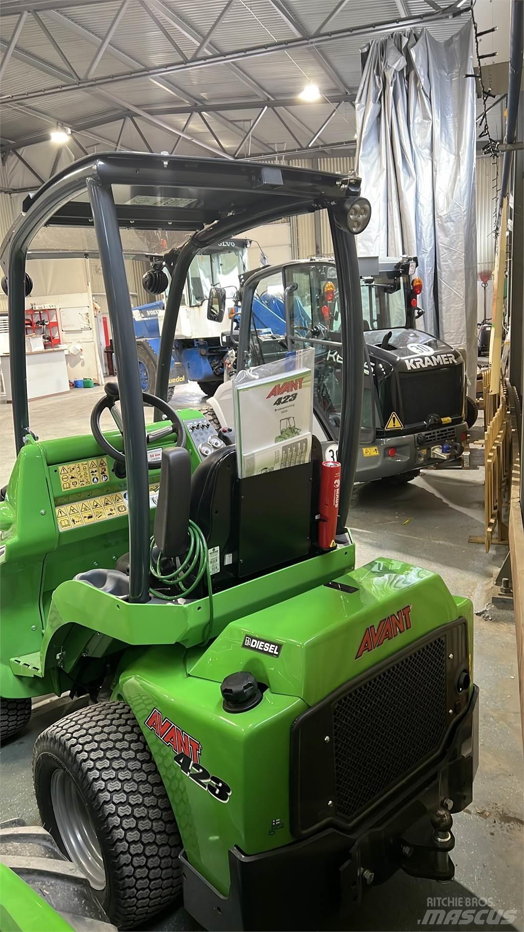 Avant 423 Chargeuse compacte