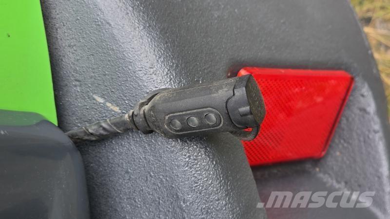 Avant 635i med L-hytt Chargeuse compacte