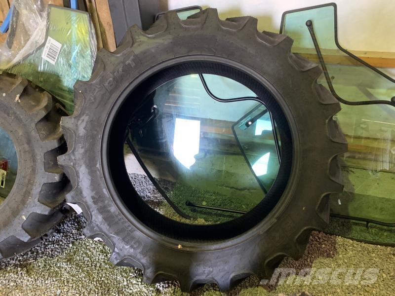 BKT Däck 340/85 R38 Pneus, roues et jantes