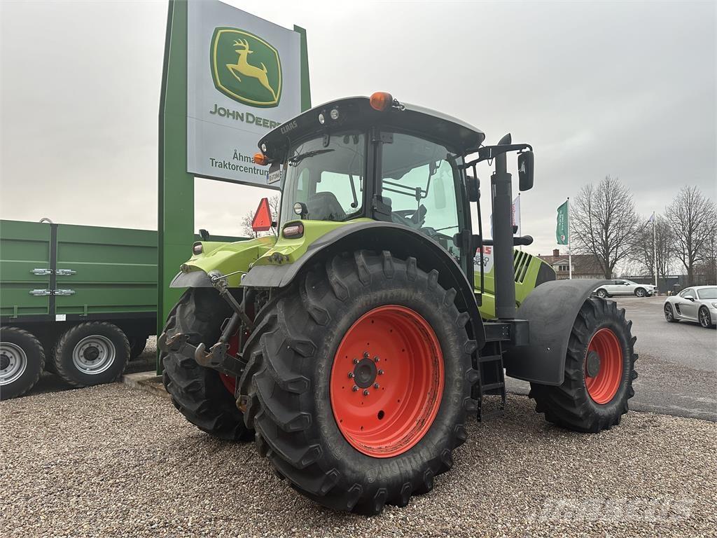 CLAAS Arion 650 Tracteur