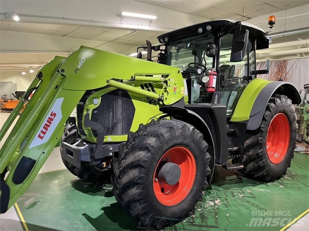 CLAAS Arion 660 Tracteur