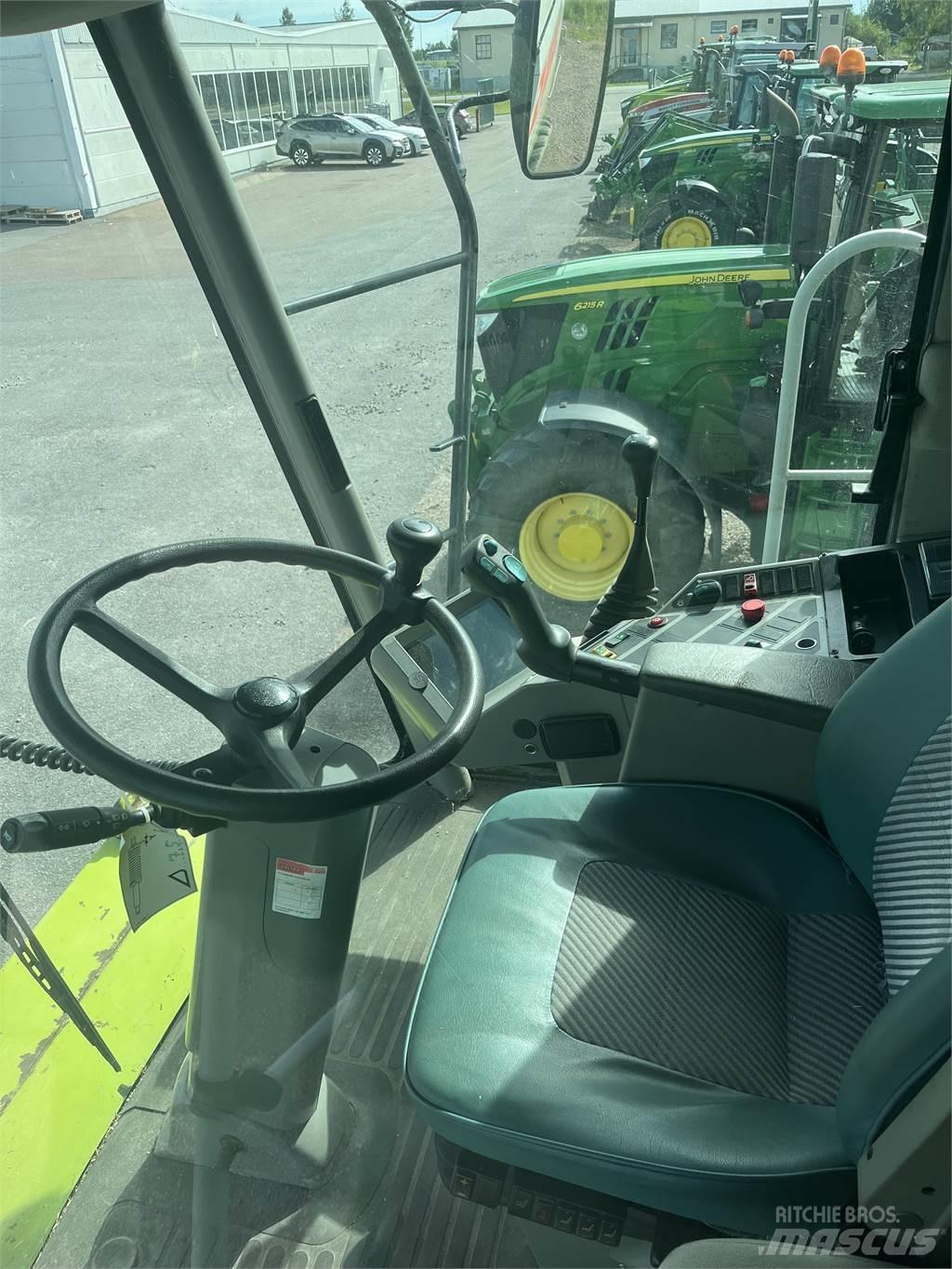 CLAAS Lexion 460 Moissonneuse batteuse
