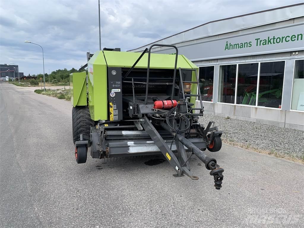 CLAAS ROLLANT UNIWRAP Presse à balle ronde