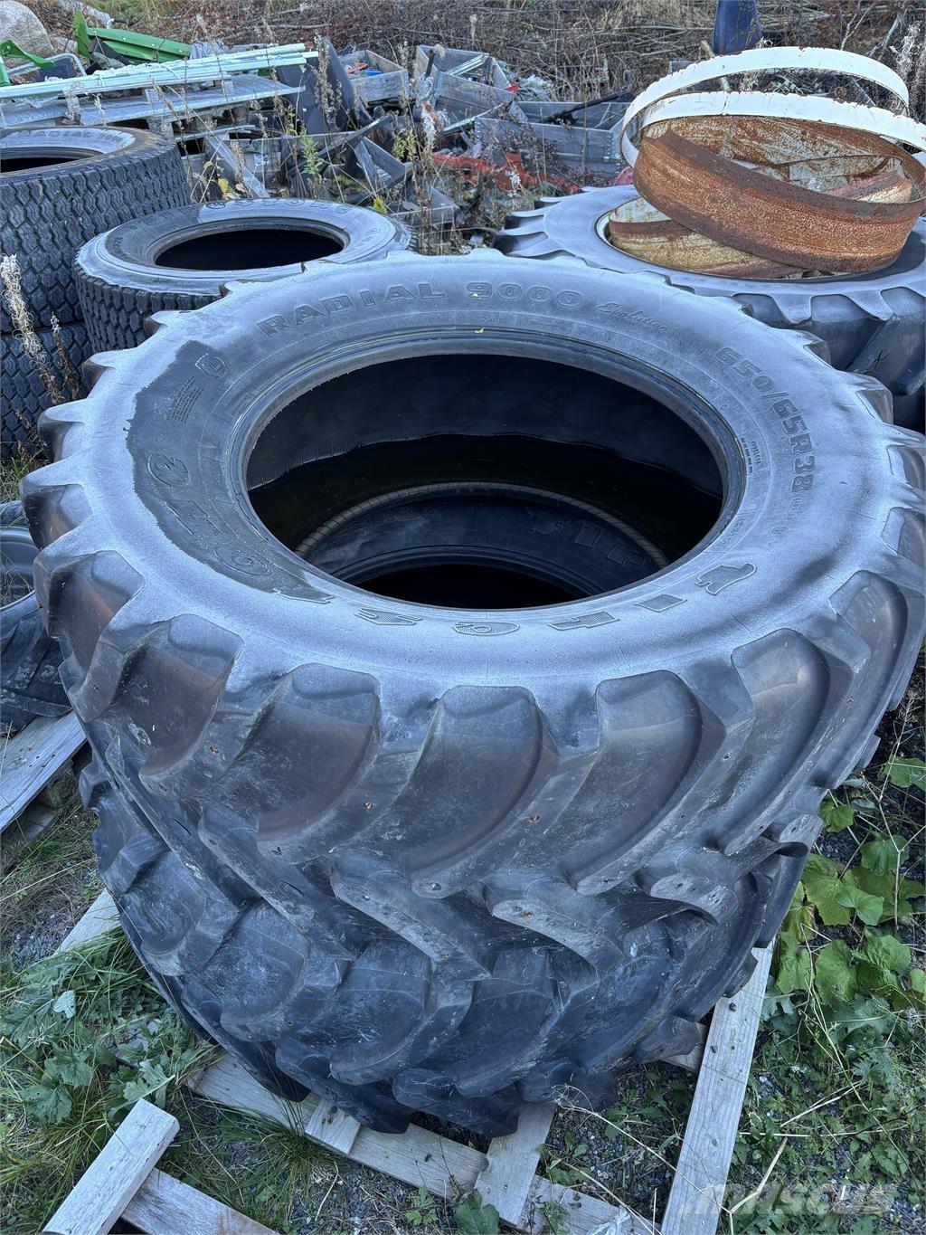 Firestone Dubbade däck Pneus, roues et jantes