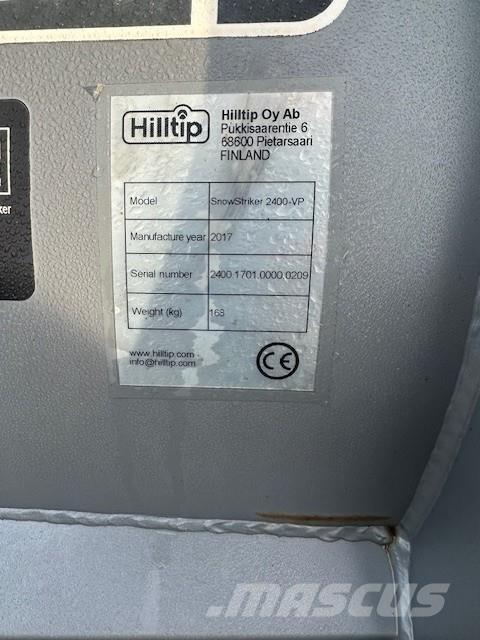Hilltip 2400 VIKPLOG Chasse neige