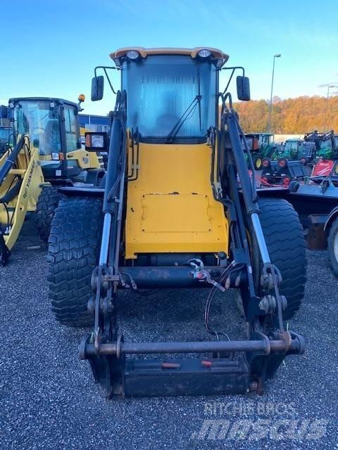 JCB 412S LASTMASKIN Chargeuse sur pneus
