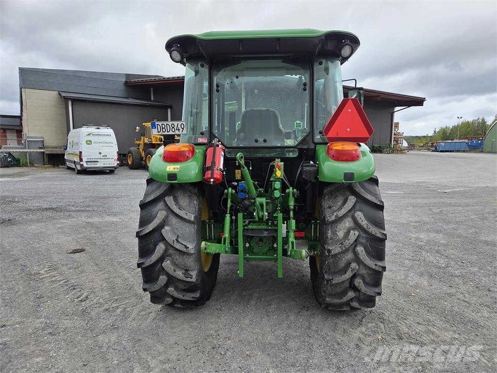 John Deere 5075E Tracteur