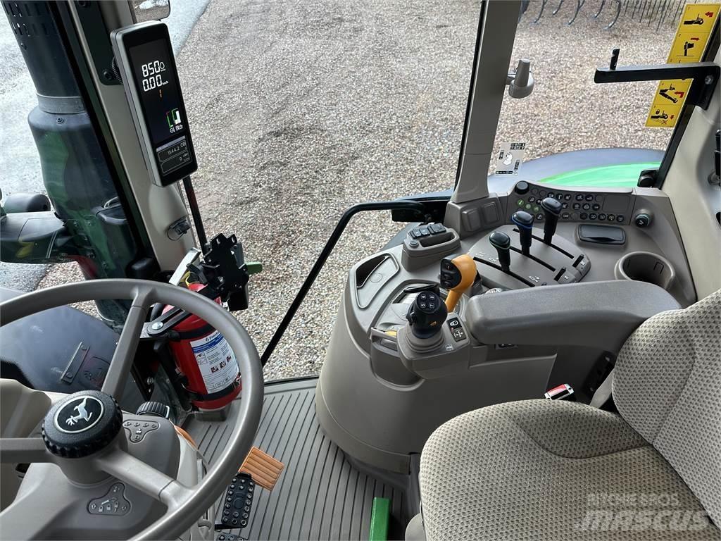 John Deere 6120M Tracteur