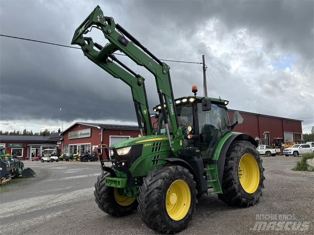 John Deere 6130R Tracteur