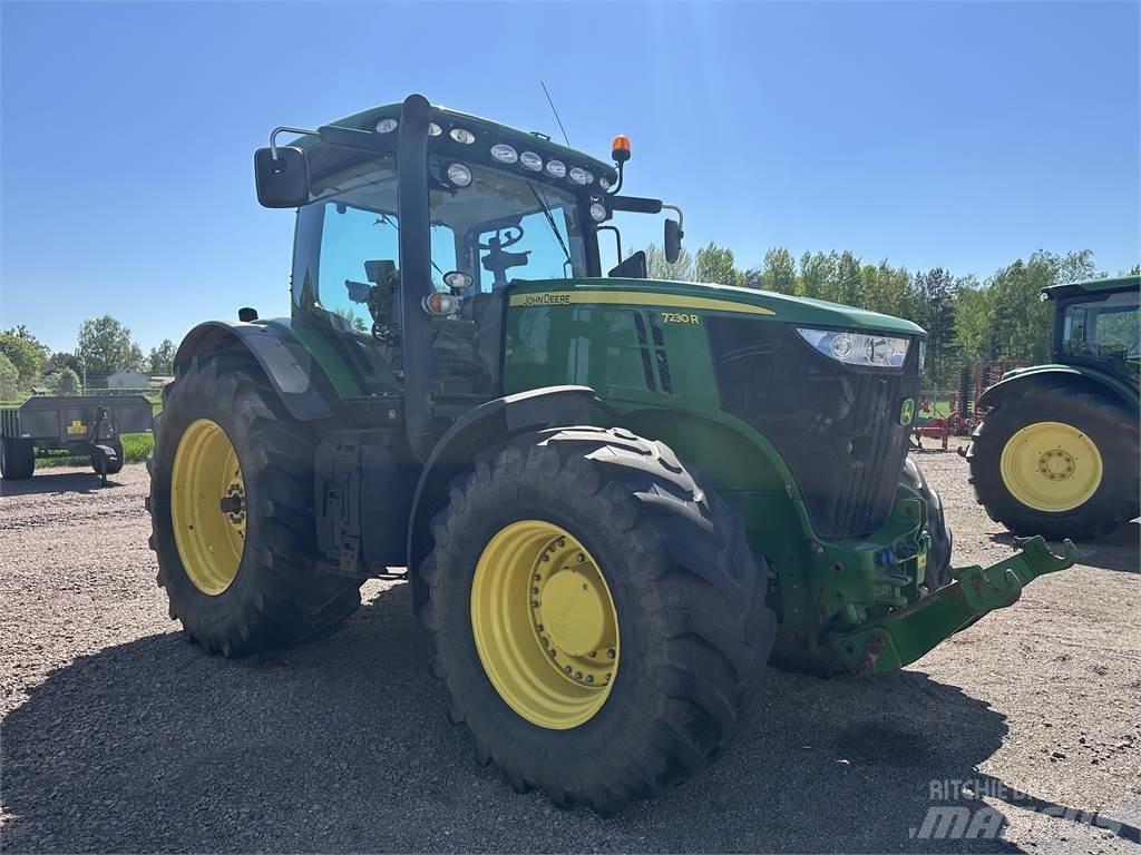 John Deere 7230R Tracteur