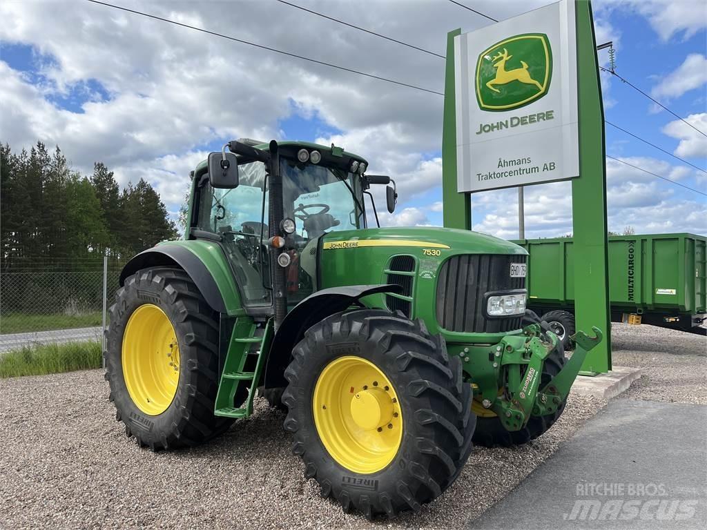 John Deere 7530 Premium Tracteur